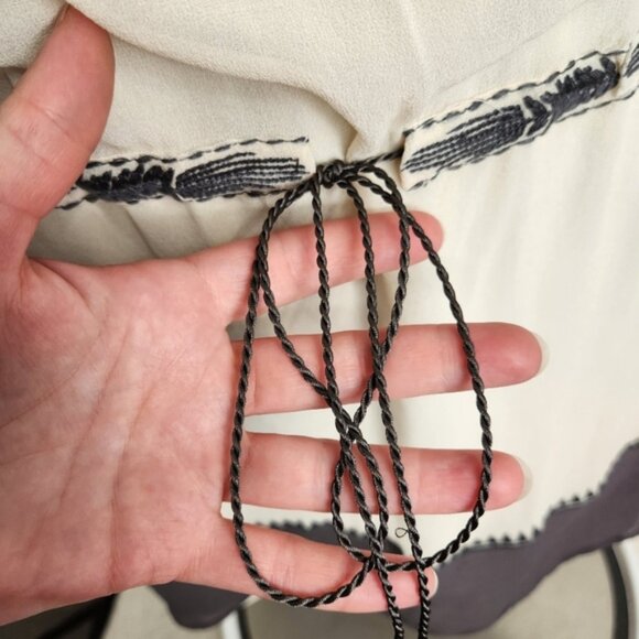 Club Monaco Silk Embroidered 3/4 Sleeve Boho Mini Dress Size 6 - Picture 5 of 15